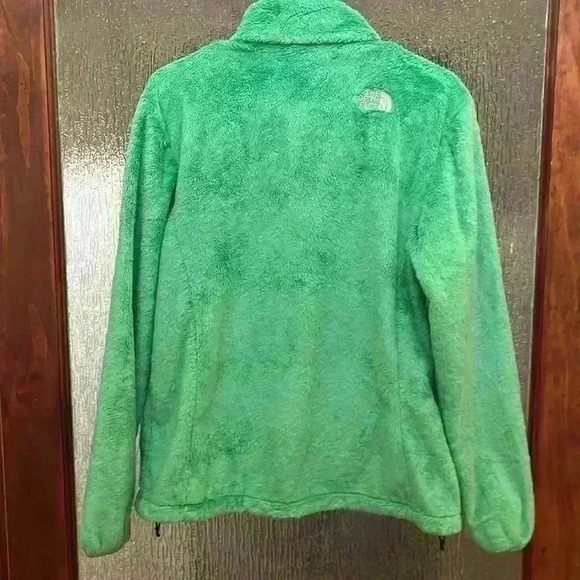 Northface Osito Jacket zip front - Picture 6 of 10